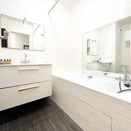 Appartement Studio#gare Montparnasse#galeries Lafayette#2pers. Parijs
